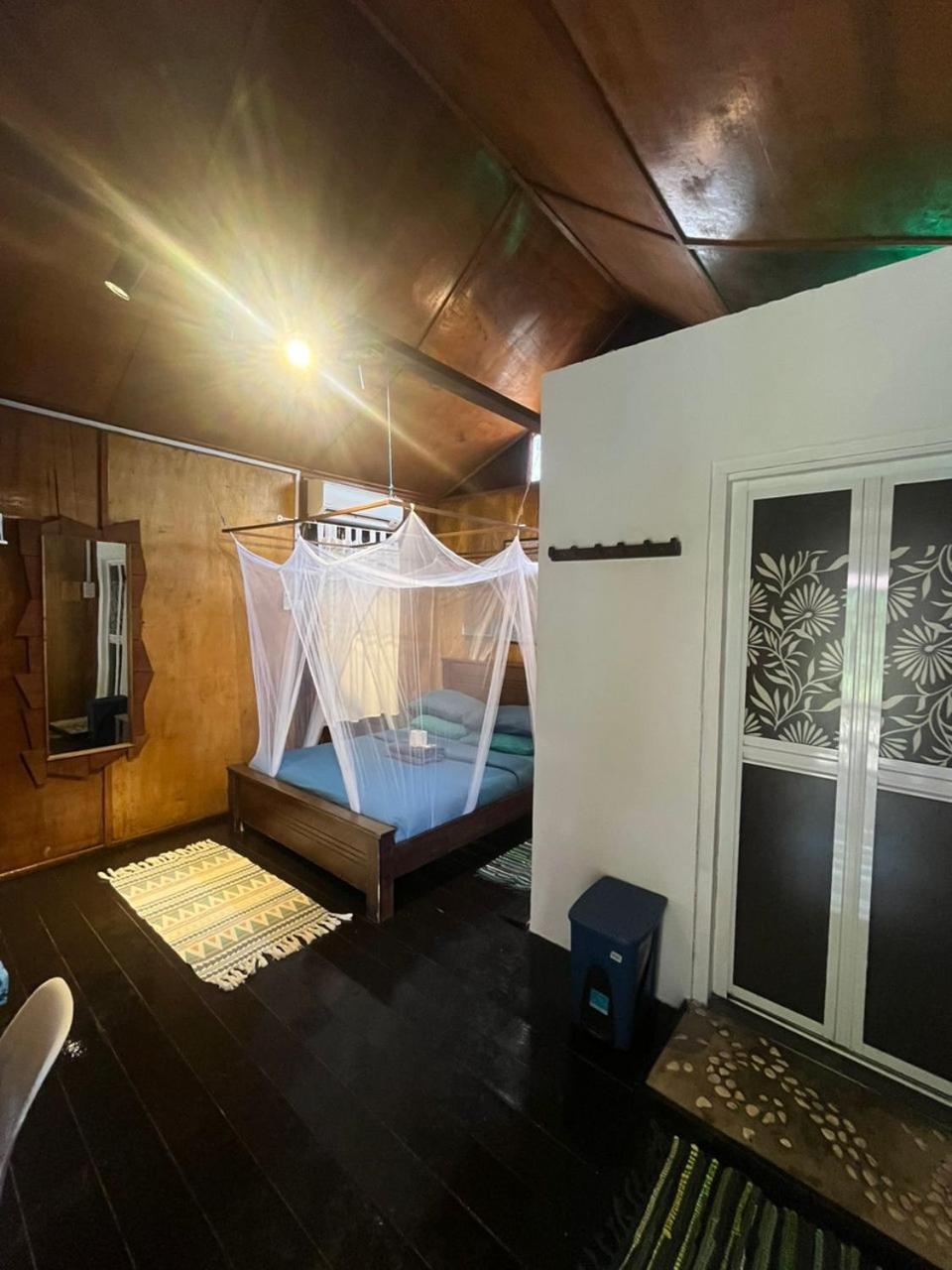 The Station Tioman Hotell Kampong Ayer Batang Exteriör bild