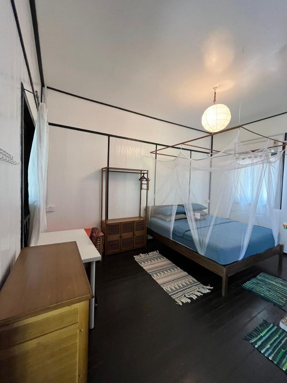 The Station Tioman Hotell Kampong Ayer Batang Exteriör bild