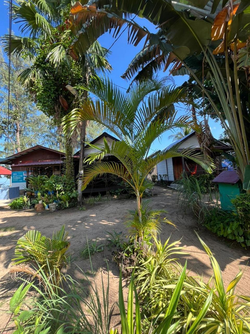 The Station Tioman Hotell Kampong Ayer Batang Exteriör bild